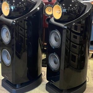 Bowers & Wilkins Nautilus 802 D2
